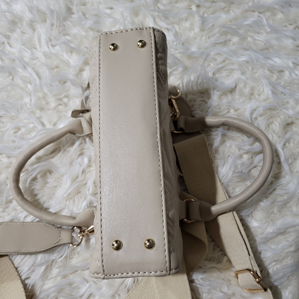 Valentino Orlandi Crossbody Purse Cream Color With Gold Hardware - Picture 14 of 14